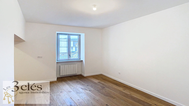 Ma-Cabane - Location Appartement CHAMBERY, 35 m²