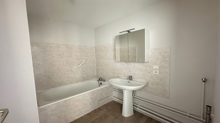 Ma-Cabane - Location Appartement CHAMBERY, 72 m²