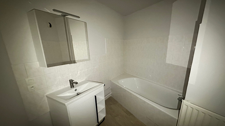 Ma-Cabane - Location Appartement CHAMBERY, 72 m²