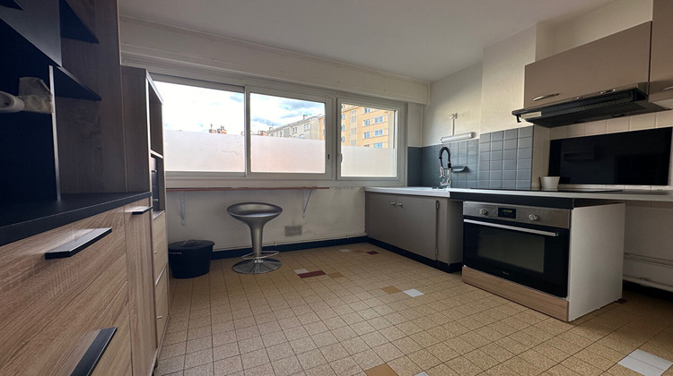 Ma-Cabane - Location Appartement CHAMBERY, 52 m²