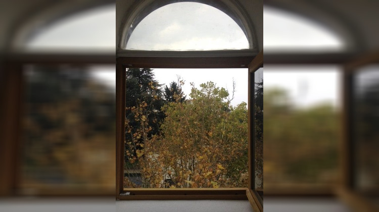 Ma-Cabane - Location Appartement Champagne-au-Mont-d'Or, 45 m²