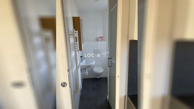 Ma-Cabane - Location Appartement Champagne-Au-Mont-d'Or, 33 m²