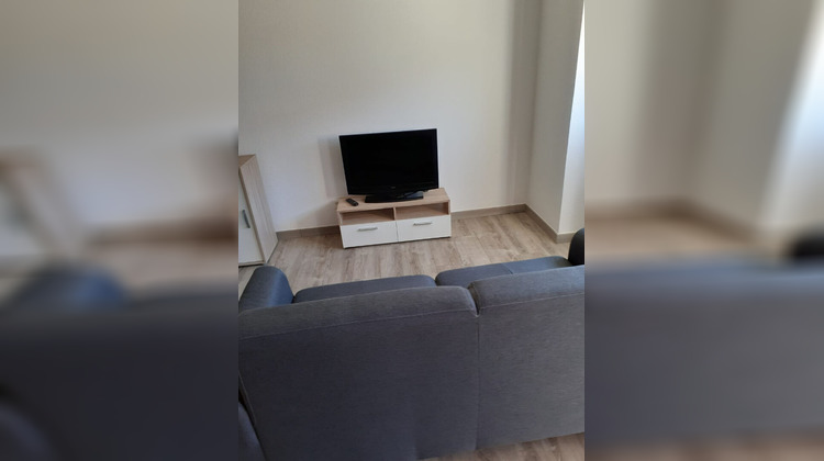 Ma-Cabane - Location Appartement CHAMPAGNOLE, 40 m²