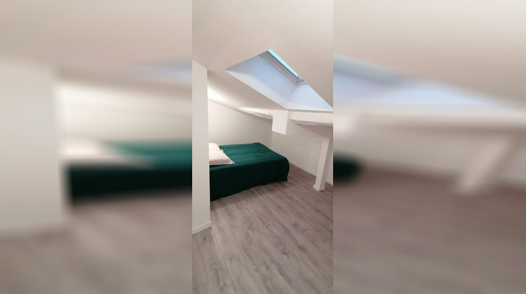 Ma-Cabane - Location Appartement CHAMPDENIERS-SAINT-DENIS, 54 m²