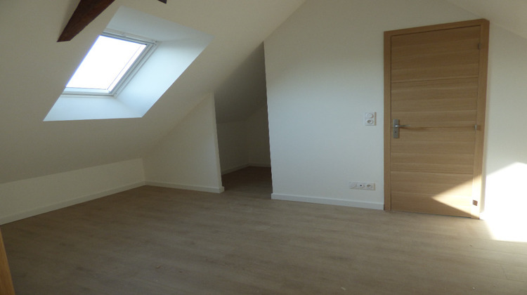 Ma-Cabane - Location Appartement CHAMPIGNE, 38 m²