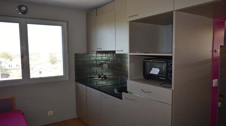 Ma-Cabane - Location Appartement CHAMPIGNY-SUR-MARNE, 12 m²