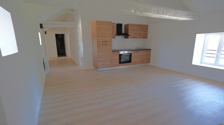 Ma-Cabane - Location Appartement CHAMPLAY, 58 m²