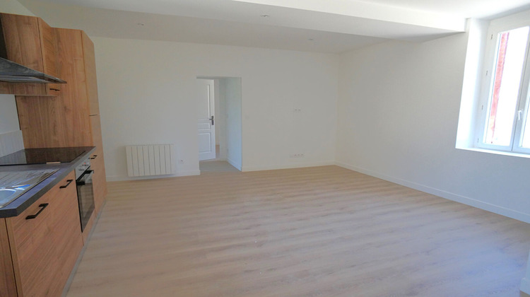 Ma-Cabane - Location Appartement CHAMPLAY, 58 m²