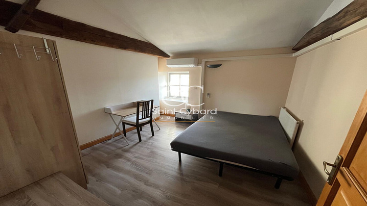 Ma-Cabane - Location Appartement CHAMPNIERS, 168 m²