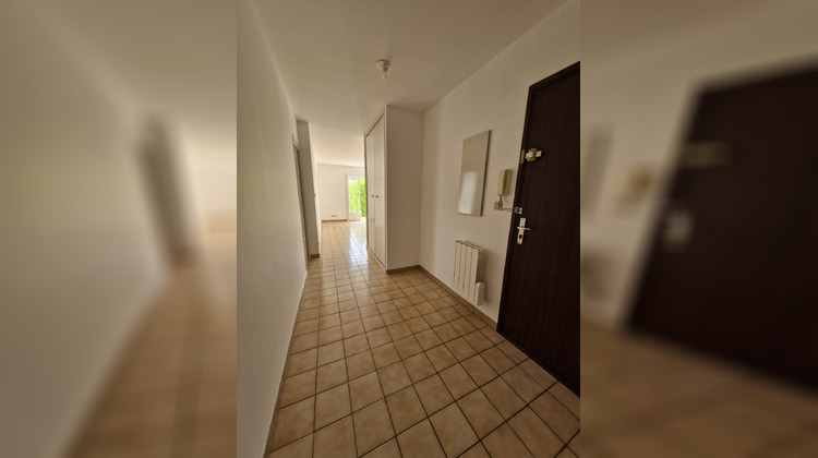 Ma-Cabane - Location Appartement Chanas, 76 m²