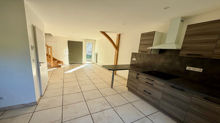 Ma-Cabane - Location Appartement CHANCELADE, 59 m²