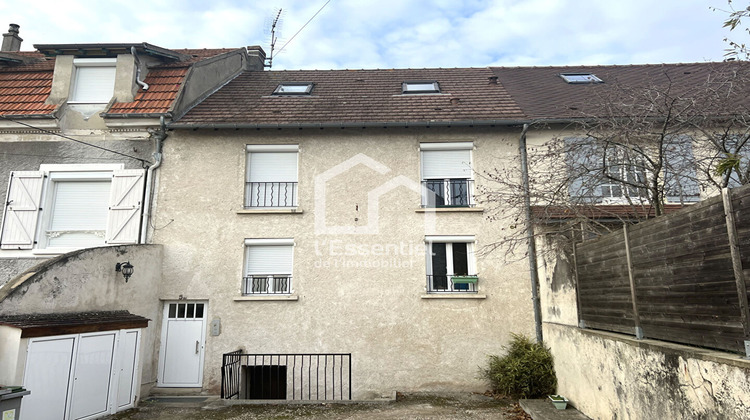 Ma-Cabane - Location Appartement CHANTELOUP-LES-VIGNES, 12 m²