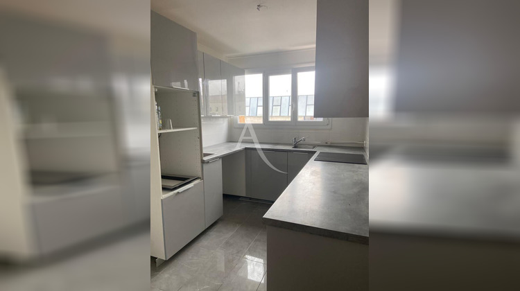 Ma-Cabane - Location Appartement CHARENTON-LE-PONT, 77 m²