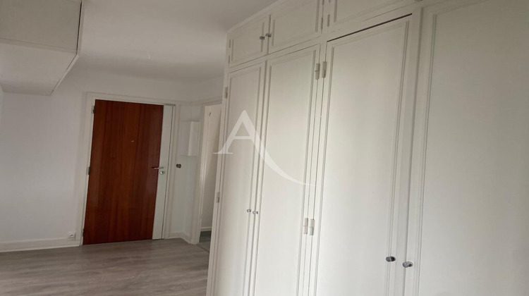 Ma-Cabane - Location Appartement CHARENTON-LE-PONT, 77 m²