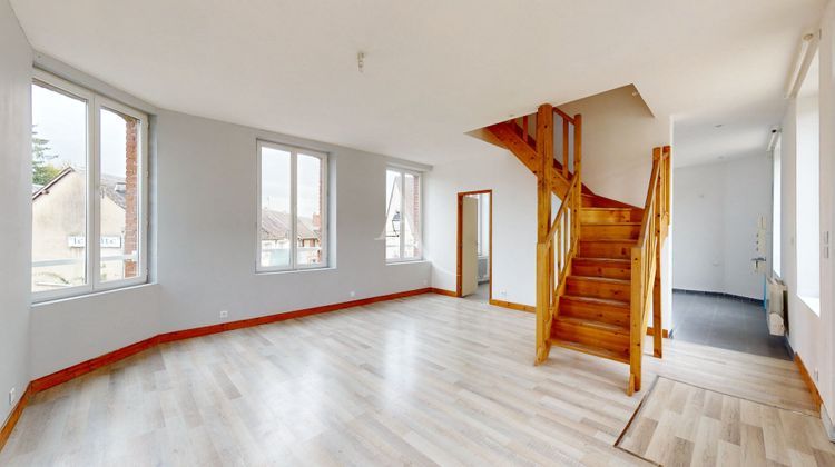 Ma-Cabane - Location Appartement CHARLEVAL, 67 m²