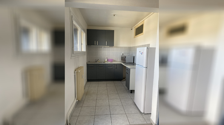 Ma-Cabane - Location Appartement Charleville-Mézières, 27 m²