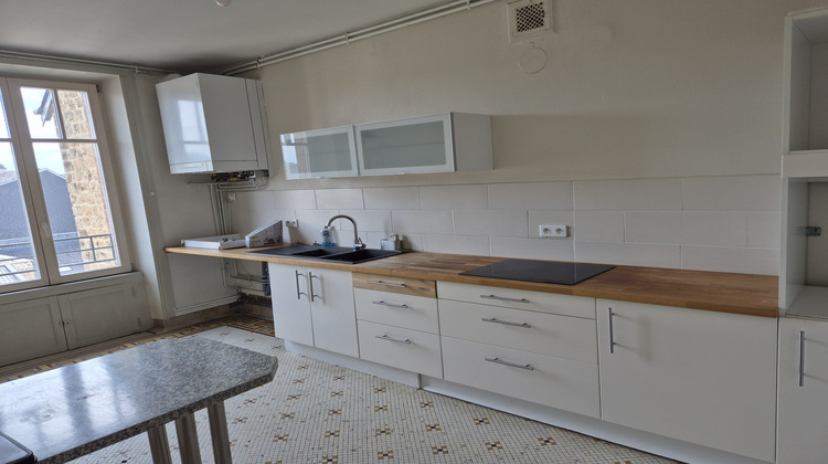 Ma-Cabane - Location Appartement Charleville-Mézières, 83 m²