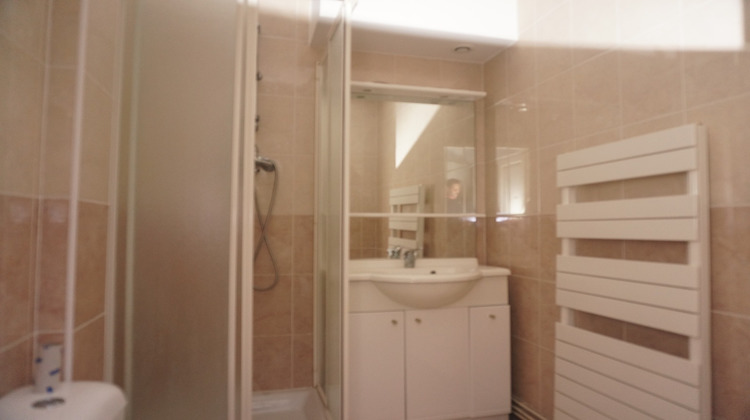 Ma-Cabane - Location Appartement Charleville-Mézières, 42 m²