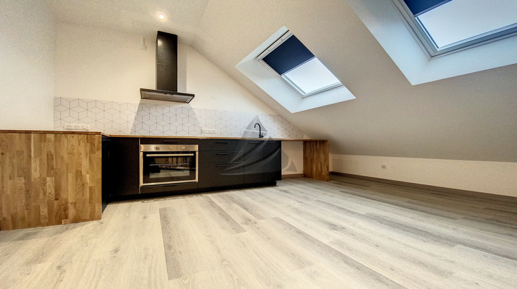 Ma-Cabane - Location Appartement Charleville-Mézières, 65 m²