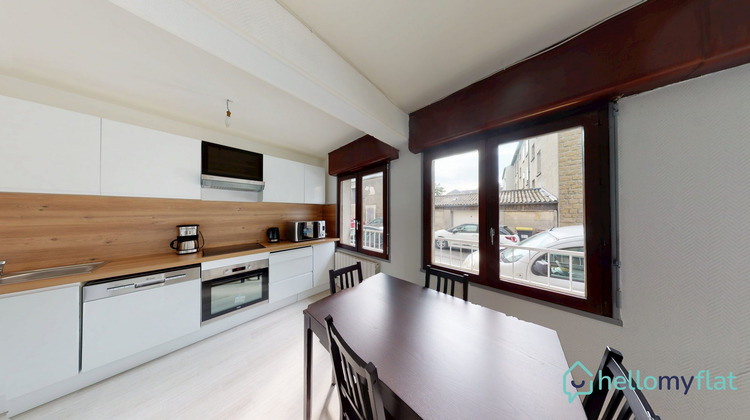 Ma-Cabane - Location Appartement Charleville-Mézières, 53 m²