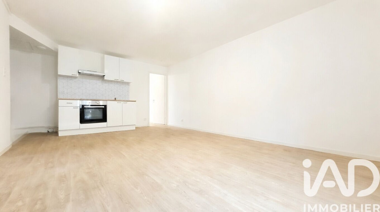 Ma-Cabane - Location Appartement Charleville-Mézières, 38 m²