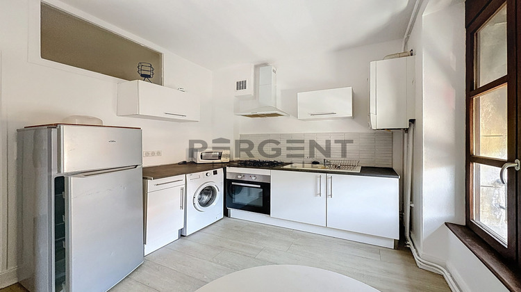 Ma-Cabane - Location Appartement Charleville-Mézières, 29 m²
