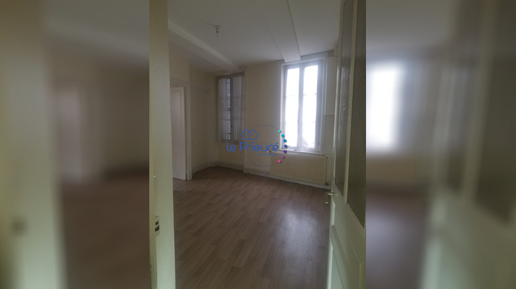 Ma-Cabane - Location Appartement CHARLIEU, 56 m²