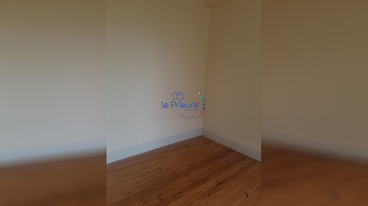 Ma-Cabane - Location Appartement CHARLIEU, 56 m²