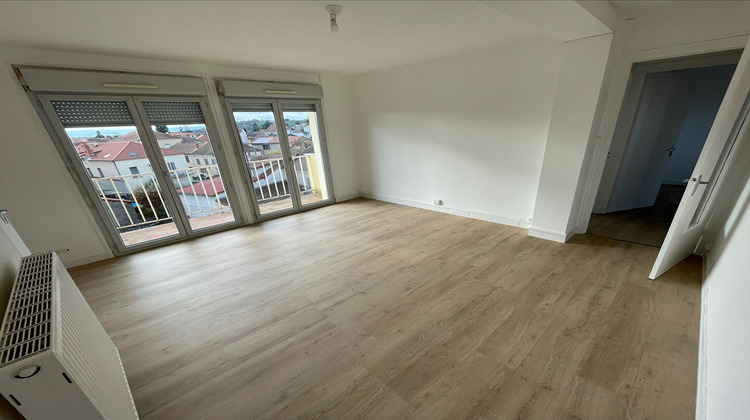 Ma-Cabane - Location Appartement CHARLIEU, 72 m²