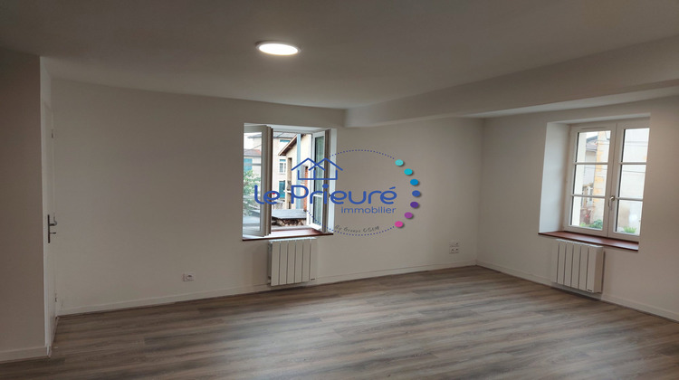 Ma-Cabane - Location Appartement Charlieu, 66 m²