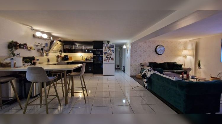 Ma-Cabane - Location Appartement CHARLY, 160 m²