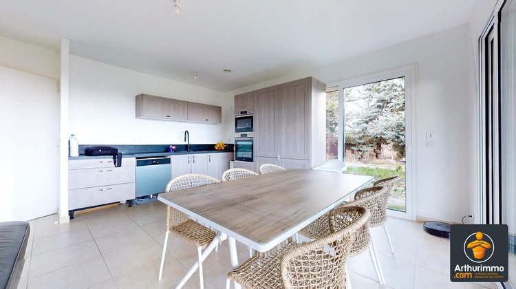 Ma-Cabane - Location Appartement Charly, 102 m²