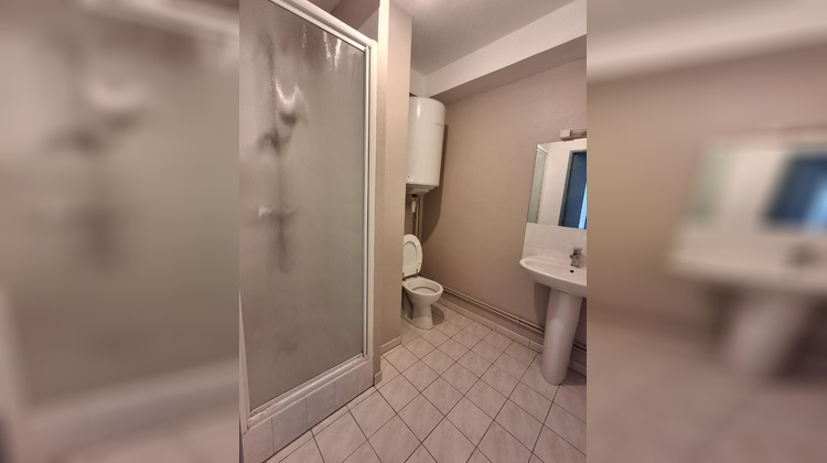 Ma-Cabane - Location Appartement CHARTRES-DE-BRETAGNE, 28 m²