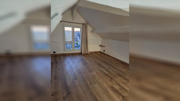 Ma-Cabane - Location Appartement CHARTRETTES, 60 m²