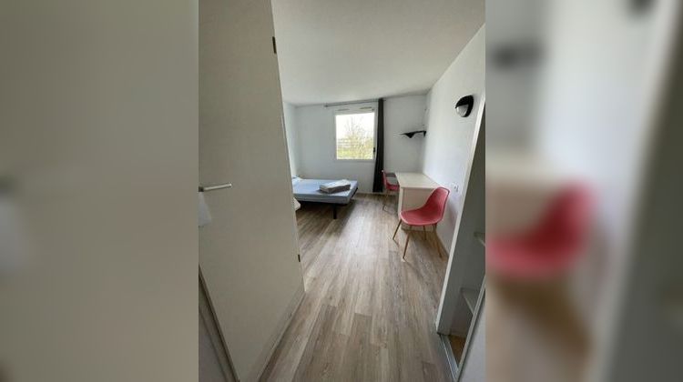 Ma-Cabane - Location Appartement Chasseneuil-du-Poitou, 19 m²