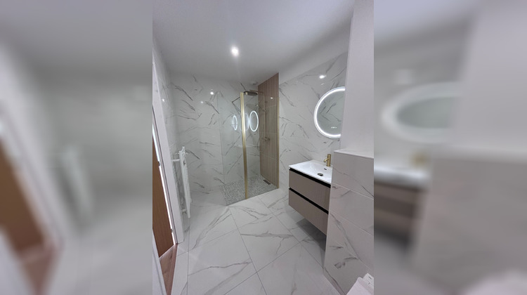 Ma-Cabane - Location Appartement Chasseneuil-du-Poitou, 80 m²