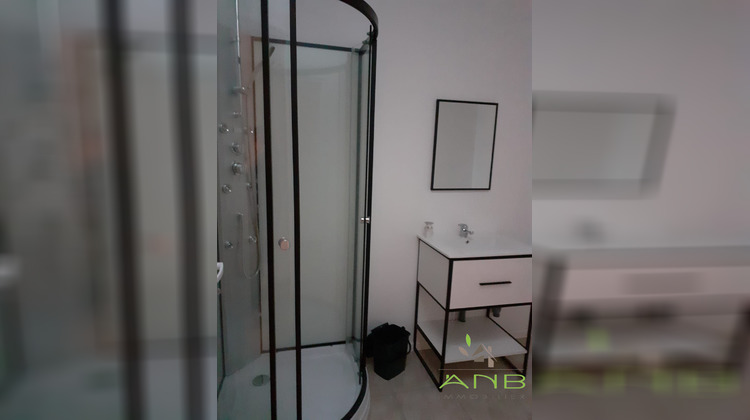 Ma-Cabane - Location Appartement Chasseneuil-sur-Bonnieure, 43 m²