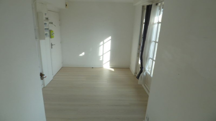 Ma-Cabane - Location Appartement CHATEAU-GONTIER, 71 m²