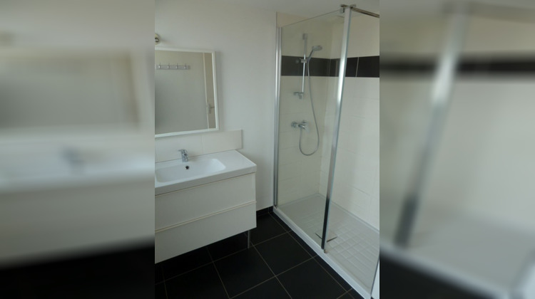 Ma-Cabane - Location Appartement CHATEAU-GONTIER, 71 m²