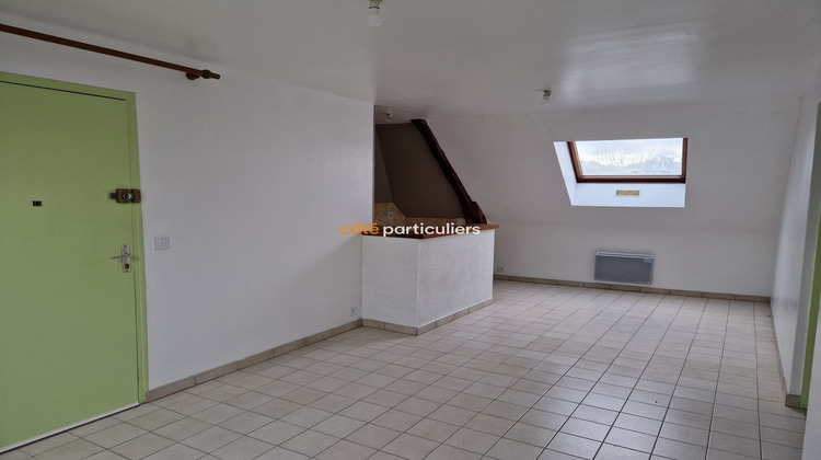 Ma-Cabane - Location Appartement Château-Renard, 37 m²
