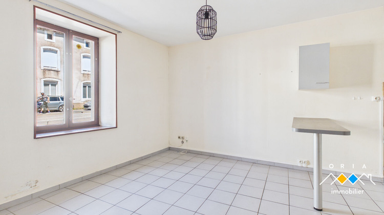 Ma-Cabane - Location Appartement CHATEAU-SALINS, 50 m²