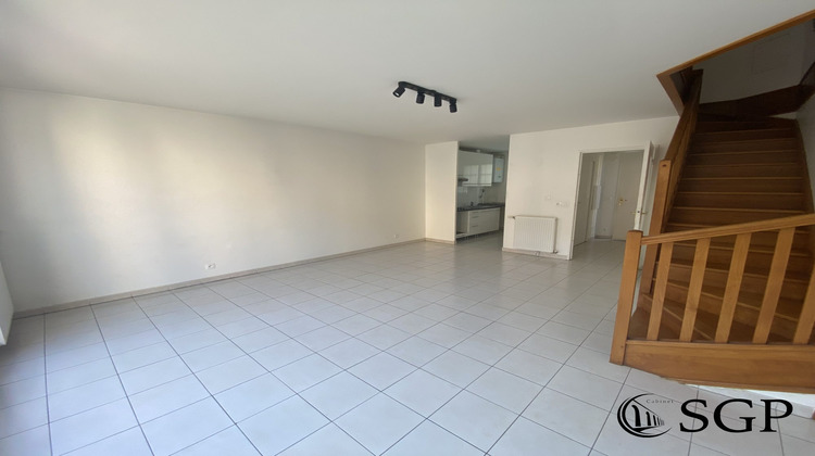 Ma-Cabane - Location Appartement Châteaufort, 64 m²