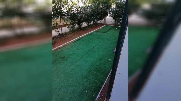 Ma-Cabane - Location Appartement CHATEAUNEUF-LE-ROUGE, 44 m²