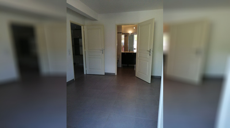 Ma-Cabane - Location Appartement CHATEAUNEUF-LE-ROUGE, 44 m²