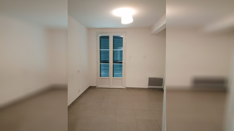 Ma-Cabane - Location Appartement CHATEAUNEUF-LE-ROUGE, 44 m²