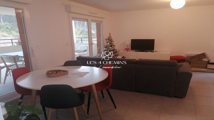 Ma-Cabane - Location Appartement CHATEAUNEUF-LE-ROUGE, 50 m²