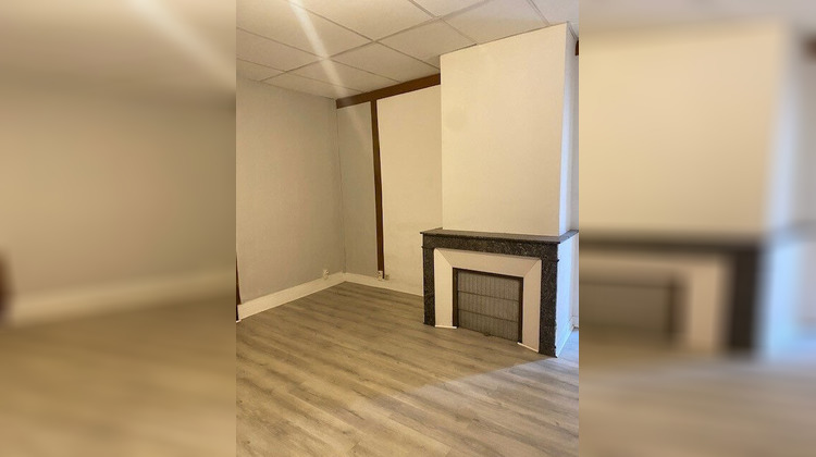 Ma-Cabane - Location Appartement CHATEAUNEUF-SUR-LOIRE, 45 m²