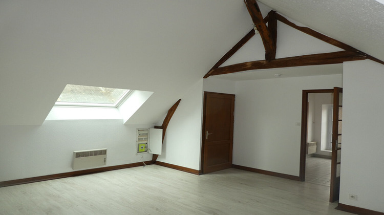 Ma-Cabane - Location Appartement CHATEAUNEUF-SUR-LOIRE, 37 m²