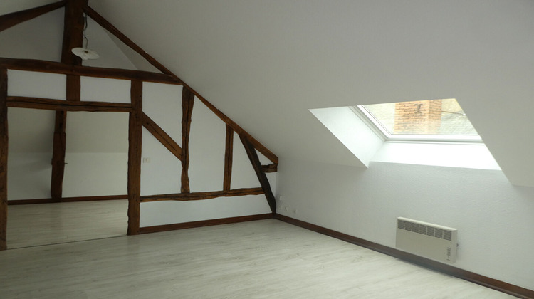 Ma-Cabane - Location Appartement CHATEAUNEUF-SUR-LOIRE, 37 m²