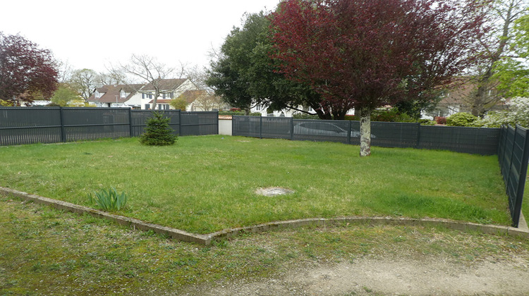Ma-Cabane - Location Appartement CHATEAUNEUF-SUR-LOIRE, 72 m²